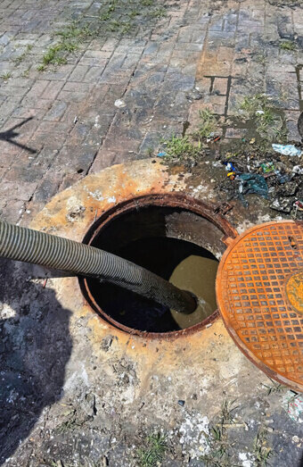 https://plumberosbornepark.com.au/uploads/2025/06/blocked-drains-256136.jpg